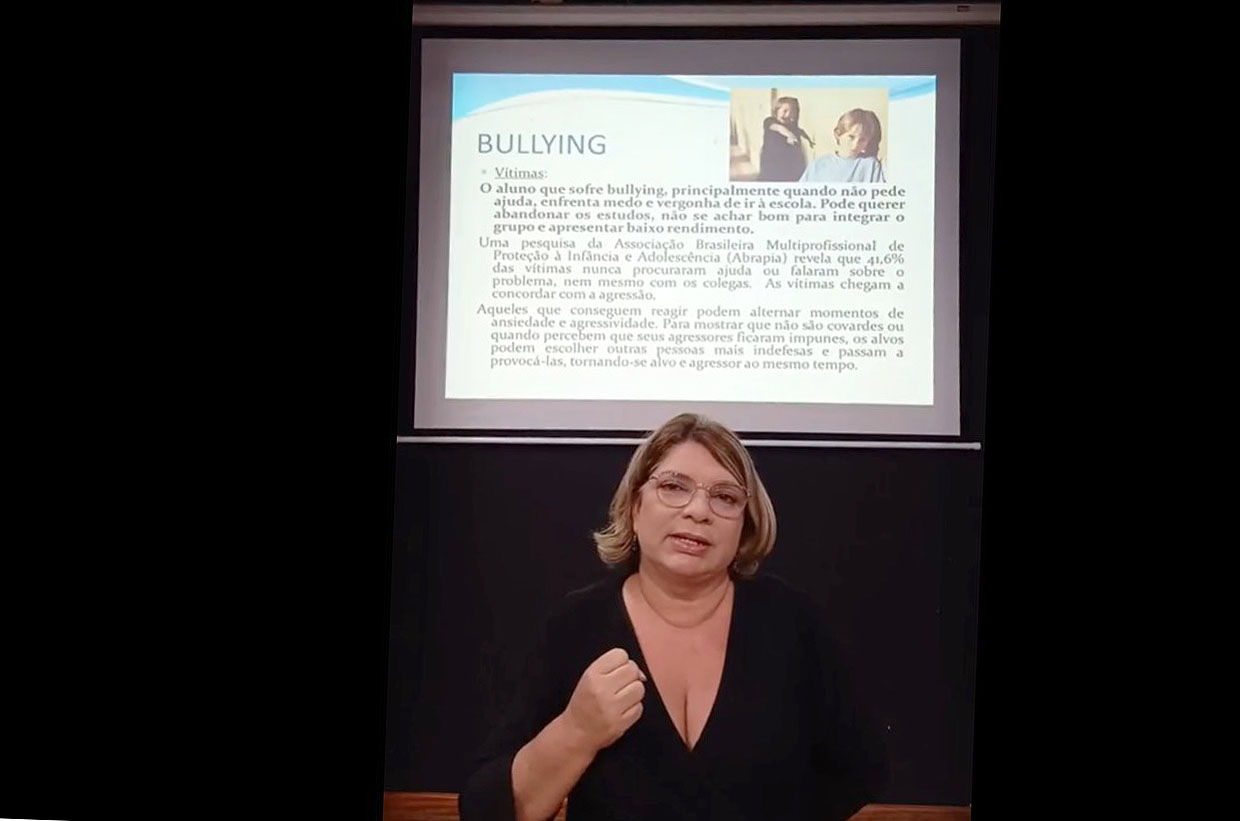 Audiência on-line sobre bullying nas escolas conscientiza profissionais da  educação - Prefeitura de Várzea Paulista