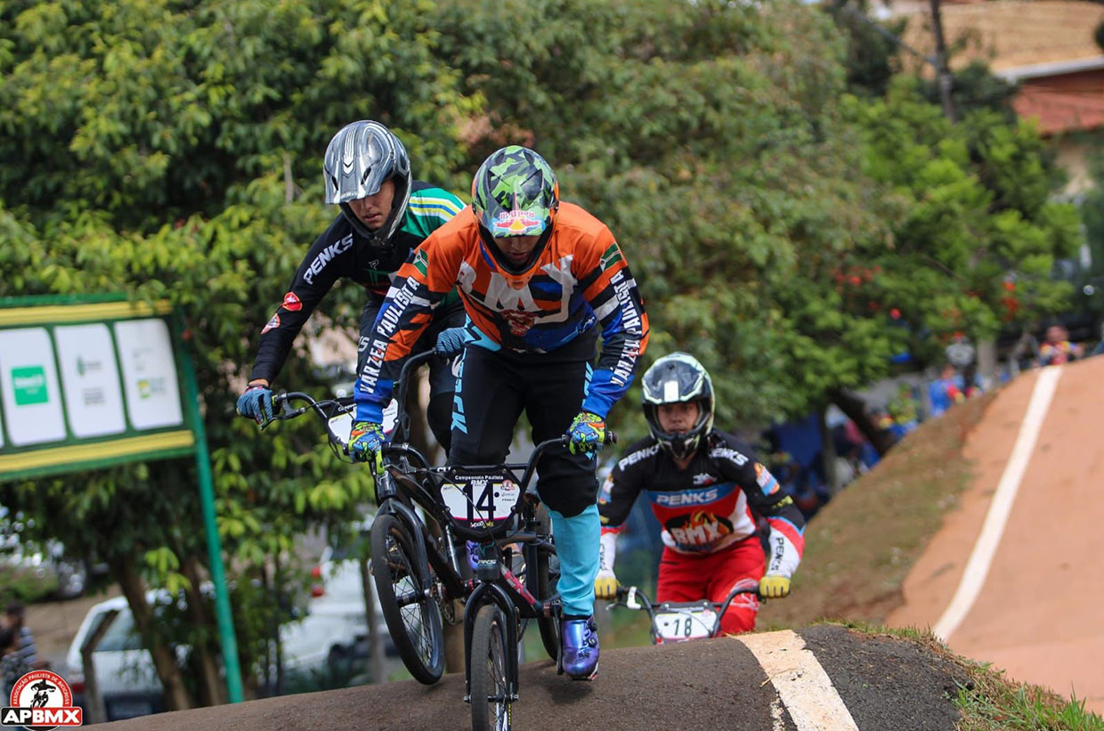 Cinco atletas de BMX de Várzea Paulista conquistam pódios em etapa do Campeonato Paulista