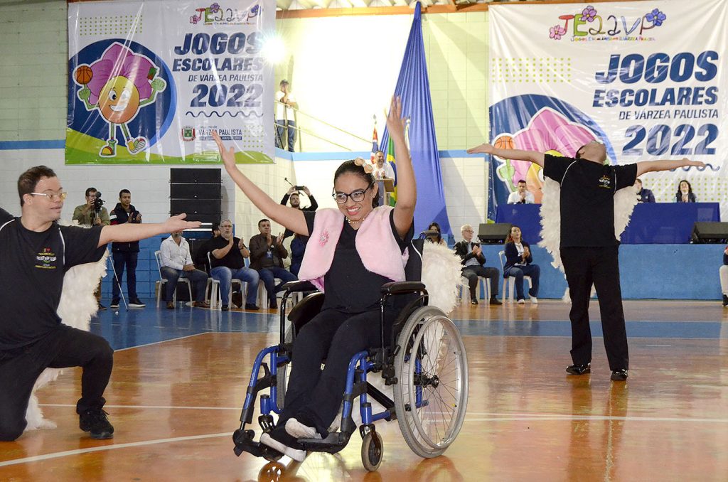 Abertura dos Jogos Escolares de Várzea Paulista reúne centenas de crianças  - Prefeitura de Várzea Paulista